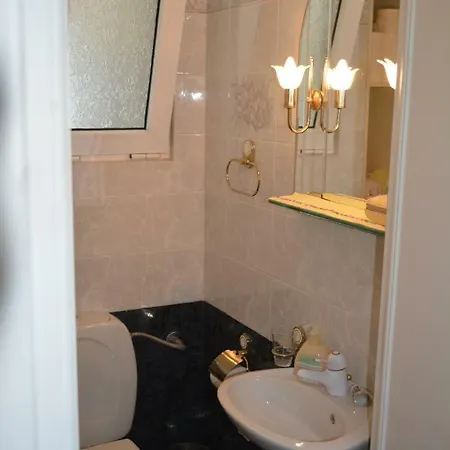 Eleni's Village Relaxation * Edipsos