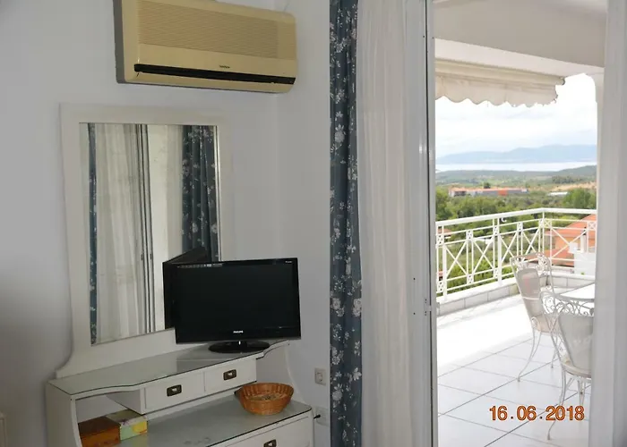 Eleni's Village Relaxation Apartment *