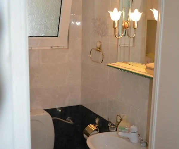 Eleni's Village Relaxation * Edipsos